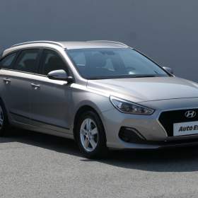 Fotka k inzerátu Hyundai i30 1.4i, 2. maj,ČR, AC, TZ, tempo / 19098583