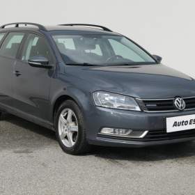 Fotka k inzerátu Volkswagen Passat 1.6 TDi, AC, temp. / 19105843