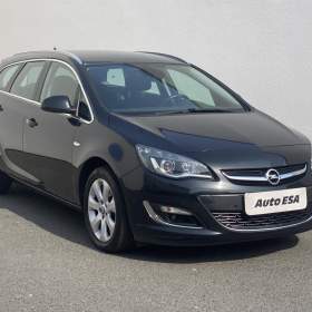 Fotka k inzerátu Opel Astra 1.6 CDTi, Sport, bixen, navi / 19107366