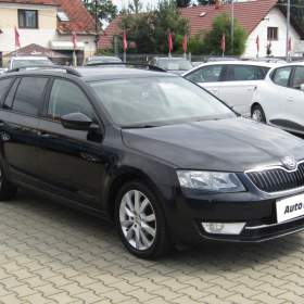 Fotka k inzerátu Škoda Octavia 1.6TDi, ČR / 19116119