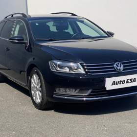 Fotka k inzerátu Volkswagen Passat 2.0 TDi, Comfortline, bixen / 19123000