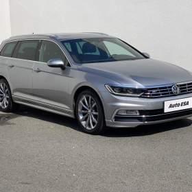 Fotka k inzerátu Volkswagen Passat 1.6 TDi, Highline, LED / 19127919