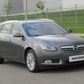 Fotka k inzerátu Opel Insignia 2.0CDTi, AC, tempo, park / 19129433