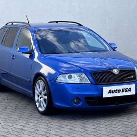 Fotka k inzerátu Škoda Octavia 2.0TFSi, RS, xenon / 19131351