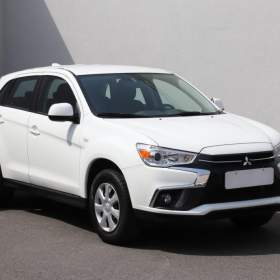 Fotka k inzerátu Mitsubishi ASX 1.6 MIVEC, AC, park. čidla / 19131679