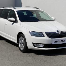 Fotka k inzerátu Škoda Octavia 1.6 TDi, Elegance, AC, tempo / 19136974