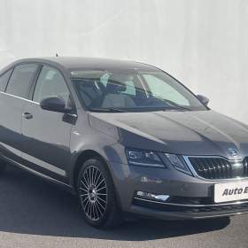 Fotka k inzerátu Škoda Octavia 2.0 TDi, ČR, Style, DSG / 19136980