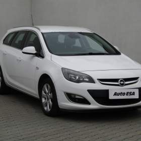 Fotka k inzerátu Opel Astra 2.0 CDTI Sport Tourer, 2. maj / 19138750