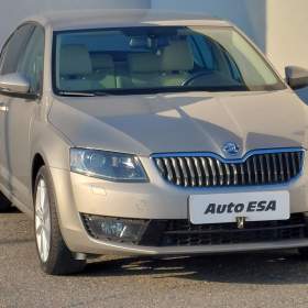 Fotka k inzerátu Škoda Octavia 1.2 TSi, Elegance, bixen / 19140331