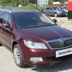 Fotka k inzerátu Škoda Octavia 2.0TDi, ČR, L&K, navi, kůže / 19144325