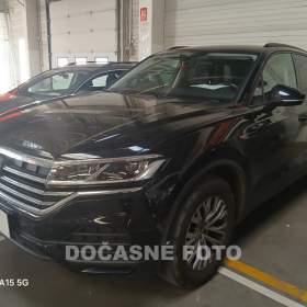 Fotka k inzerátu Volkswagen Touareg 3.0 TDI, 1. maj,ČR, AT, STK09 / 19146422