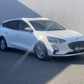 Fotka k inzerátu Ford Focus 1.0EB, 1. maj,ČR, Navigace / 19147293