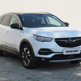 Fotka k inzerátu Opel Grandland X 1.2T, 1. maj,ČR, AT, park / 19153676