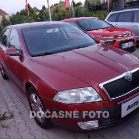 Fotka k inzerátu Škoda Octavia 1.9TDi, ČR, Elegance, TZ / 19153684