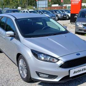 Fotka k inzerátu Ford Focus 1.0 i, 2. maj,ČR, STK07/2025 / 19153947