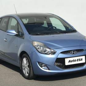 Fotka k inzerátu Hyundai ix20 1.6CRDi, ČR, Navi, park.čidla / 19153948