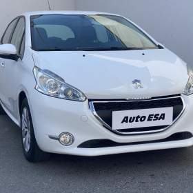 Fotka k inzerátu Peugeot 208 1.0i, ČR, AC, tempo, park / 19175264