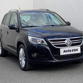 Fotka k inzerátu Volkswagen Tiguan 2.0 TDi 4x4, ČR, DSG, xenon / 19176088