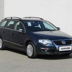 Fotka k inzerátu Volkswagen Passat 2.0 TDi 4x4, Comfort, TZ / 19176111