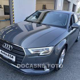 Fotka k inzerátu Audi A3 1.6, ČR, park. senzor / 19176575