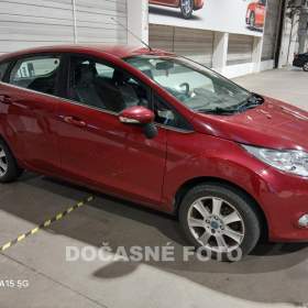 Fotka k inzerátu Ford Fiesta 1.6 TDCi, ČR, klima, STK10 / 19185060