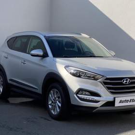 Fotka k inzerátu Hyundai Tucson 1.7CRDI, ČR, +servis. kniha / 19189517