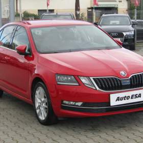 Fotka k inzerátu Škoda Octavia 1.0TSi, ČR, Style, LED, navi / 19202762