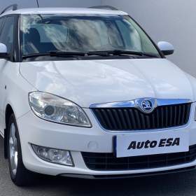 Fotka k inzerátu Škoda Fabia 1.2 TSi, park. senzor / 19207819