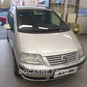 Fotka k inzerátu Volkswagen Sharan 2.0, park. senzor / 19258859