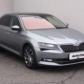 Fotka k inzerátu Škoda Superb 2.0 TSi 4x4, ČR, L&K, DSG / 19269099