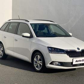 Fotka k inzerátu Škoda Fabia 1.0 TSi, Style, LED, kamera / 19274392