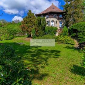 Fotka k inzerátu Nádherná vila, 8 místností, velká zahrada / 18904386