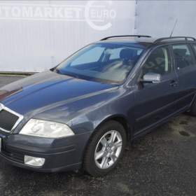 Fotka k inzerátu Škoda Octavia 1,6 Ambiente Combi / 19128021