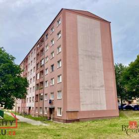 Fotka k inzerátu Prodej byty 3+1, 73 m2 -  Ostrov / 19127346