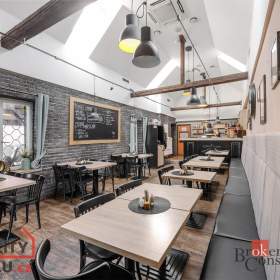 Fotka k inzerátu Prodej restaurace, 150 m2 -  Dolní Břežany / 19230105