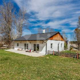 Prodej rodinného domu 3+kk se zahradou ve Zvonkové, 850m2 / 19183239