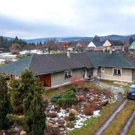 Nízkoenergetický dům, 5+1 s pozemkem 5500 m2, Březenec / 19349400