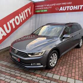 Fotka k inzerátu Volkswagen Passat 2.0 TDi Comfortline, LED, ACC / 18504862