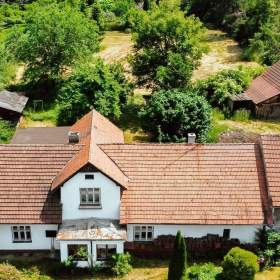 Fotka k inzerátu Prodej zemědělské usedlosti 5+1, 160 m2, pozemek 3000 m2, Skryje u Rakovníka / 19131261