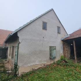 Fotka k inzerátu Prodej rodinného domu 187 m2 /G na pozemku 1149 m2, Zlonice okres Kladno / 19279242