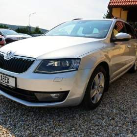 Fotka k inzerátu Škoda Octavia STYLE 1,4 TSI 103 kW / 19163317