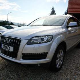 Fotka k inzerátu Audi Q7 7 MÍST 3,0 TDI V6 176 kW / 19250057