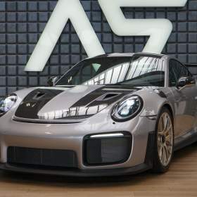 Fotka k inzerátu Porsche 911 GT2 RS Weissach Exclusive LIFT / 18834930