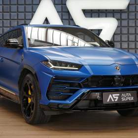 Fotka k inzerátu Lamborghini Urus Akrapovič B&O Carbon Tažné / 18875267