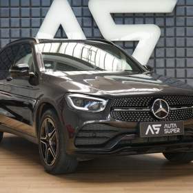 Fotka k inzerátu Mercedes- Benz GLC 220d 4M AMG Night Vzduch Pano / 18985097