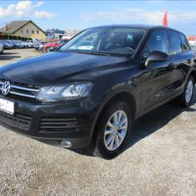 Fotka k inzerátu Volkswagen Touareg 3,0 TDi 176kw 4- motion bez kor / 19085636