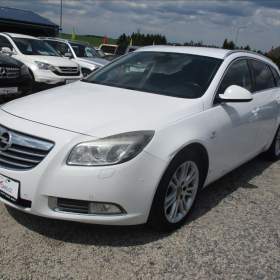 Fotka k inzerátu Opel Insignia 2,0 CDTI 81KW Sports Tourer / 19088541