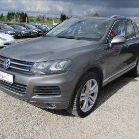 Fotka k inzerátu Volkswagen Touareg 3,0 TDi 180kw 4- motion Panoram / 19127403