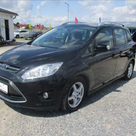 Fotka k inzerátu Ford Grand C- MAX 1,6 TDCi 70kw Trend 7míst ! !  / 19131360