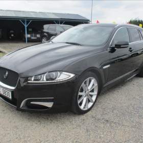 Fotka k inzerátu Jaguar XF 2,2 c Sportbrake 120kw Automat / 19135076